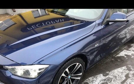 BMW 3 серия, 2018 год, 2 400 000 рублей, 17 фотография