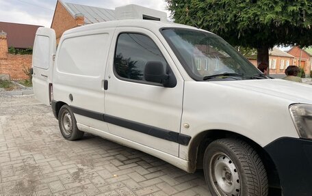 Peugeot Partner II рестайлинг 2, 2011 год, 600 000 рублей, 1 фотография