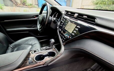 Toyota Camry, 2020 год, 2 850 000 рублей, 13 фотография
