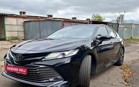 Toyota Camry, 2020 год, 2 850 000 рублей, 21 фотография