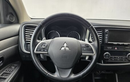 Mitsubishi Outlander III рестайлинг 3, 2012 год, 1 200 000 рублей, 12 фотография