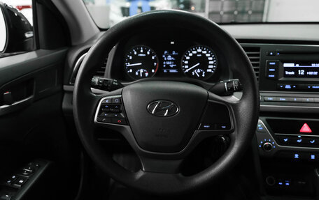 Hyundai Elantra VI рестайлинг, 2016 год, 1 490 000 рублей, 15 фотография