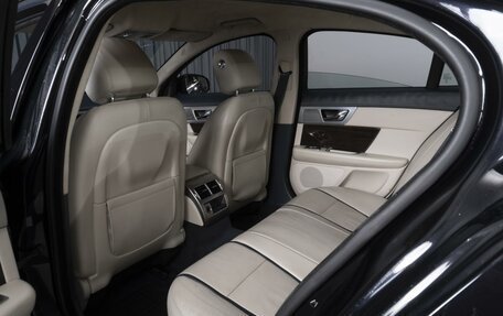 Jaguar XF I рестайлинг, 2013 год, 1 995 000 рублей, 11 фотография