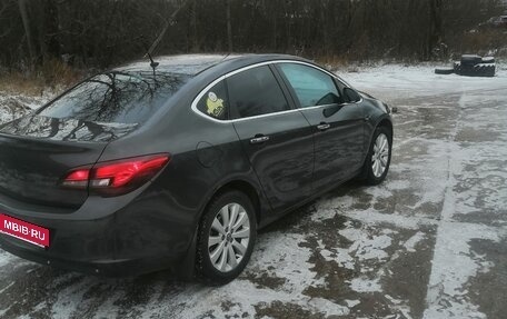 Opel Astra J, 2013 год, 680 000 рублей, 4 фотография