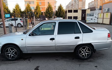 Daewoo Nexia I рестайлинг, 2009 год, 400 000 рублей, 30 фотография
