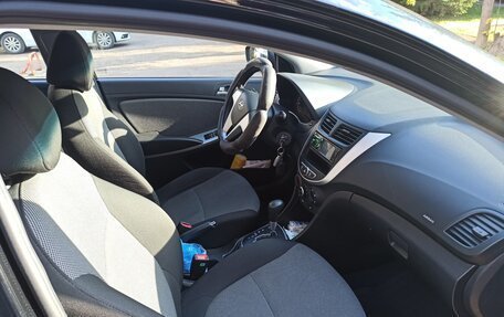 Hyundai Solaris II рестайлинг, 2011 год, 950 000 рублей, 11 фотография
