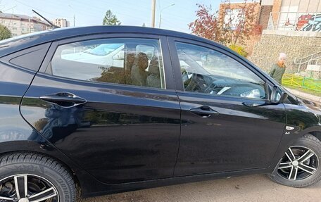 Hyundai Solaris II рестайлинг, 2011 год, 950 000 рублей, 15 фотография