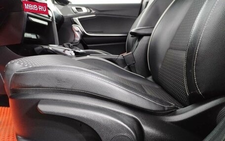 KIA cee'd III, 2019 год, 1 740 000 рублей, 10 фотография
