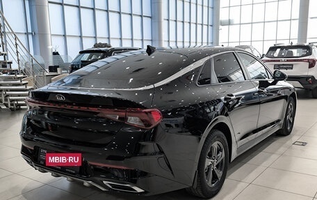 KIA K5, 2021 год, 2 199 000 рублей, 9 фотография