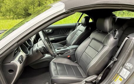 Ford Mustang VI рестайлинг, 2021 год, 4 599 000 рублей, 7 фотография