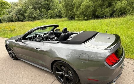 Ford Mustang VI рестайлинг, 2021 год, 4 599 000 рублей, 18 фотография