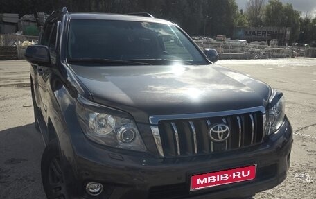 Toyota Land Cruiser Prado 150 рестайлинг 2, 2012 год, 3 499 999 рублей, 1 фотография