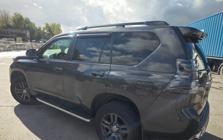 Toyota Land Cruiser Prado 150 рестайлинг 2, 2012 год, 3 499 999 рублей, 5 фотография
