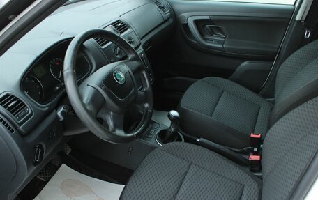 Skoda Fabia II, 2011 год, 530 000 рублей, 18 фотография