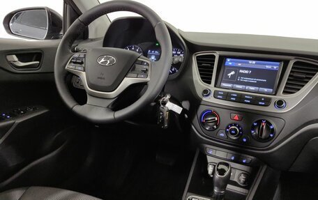 Hyundai Solaris II рестайлинг, 2017 год, 1 099 000 рублей, 9 фотография