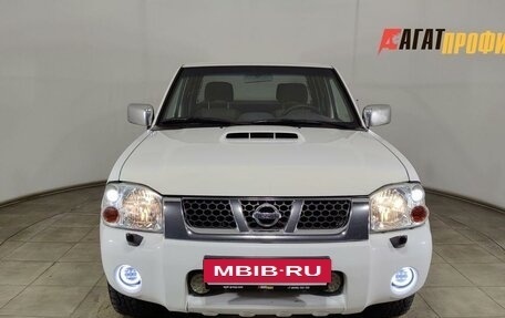 Nissan NP300, 2012 год, 770 000 рублей, 2 фотография