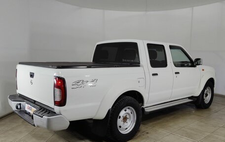 Nissan NP300, 2012 год, 770 000 рублей, 5 фотография