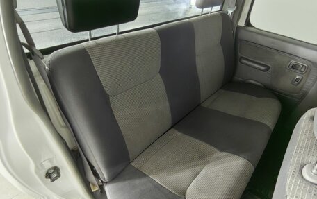 Nissan NP300, 2012 год, 770 000 рублей, 21 фотография