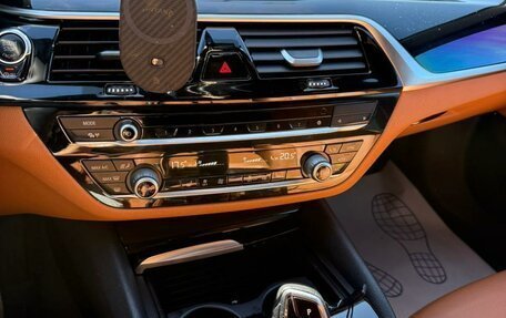 BMW 5 серия, 2017 год, 3 300 000 рублей, 8 фотография
