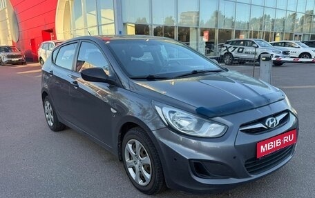 Hyundai Solaris II рестайлинг, 2012 год, 864 000 рублей, 1 фотография
