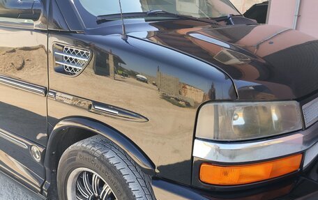 Chevrolet Express II, 2011 год, 2 500 000 рублей, 3 фотография