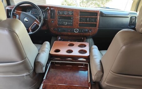 Chevrolet Express II, 2011 год, 2 500 000 рублей, 12 фотография