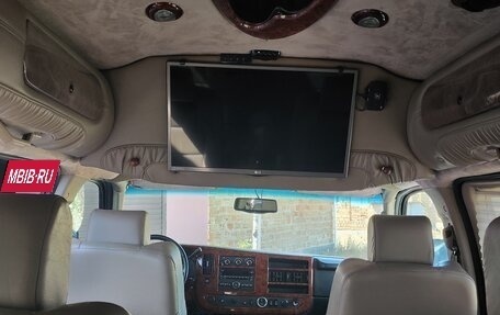 Chevrolet Express II, 2011 год, 2 500 000 рублей, 17 фотография
