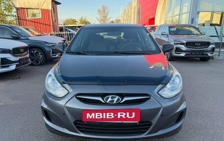 Hyundai Solaris II рестайлинг, 2012 год, 864 000 рублей, 2 фотография