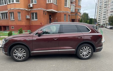 Volkswagen Touareg III, 2019 год, 5 970 000 рублей, 7 фотография