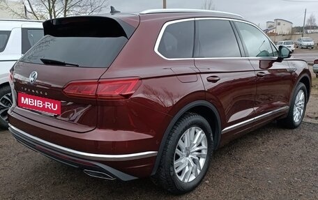 Volkswagen Touareg III, 2019 год, 5 970 000 рублей, 6 фотография