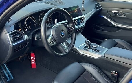 BMW 3 серия, 2019 год, 3 950 000 рублей, 10 фотография