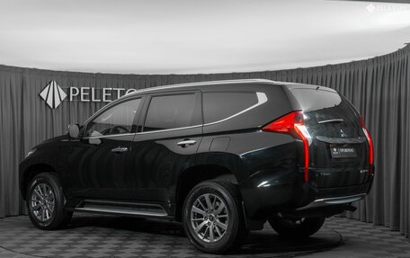 Mitsubishi Pajero Sport III рестайлинг, 2018 год, 2 990 000 рублей, 4 фотография