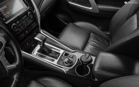 Mitsubishi Pajero Sport III рестайлинг, 2018 год, 2 990 000 рублей, 19 фотография