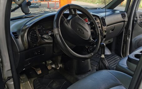 Hyundai Starex I рестайлинг, 2006 год, 890 000 рублей, 11 фотография