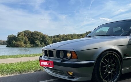 BMW 5 серия, 1994 год, 5 700 000 рублей, 4 фотография