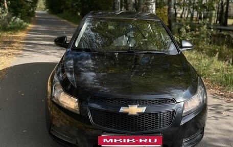 Chevrolet Cruze II, 2012 год, 610 000 рублей, 2 фотография