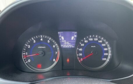 Hyundai Solaris II рестайлинг, 2013 год, 540 000 рублей, 3 фотография