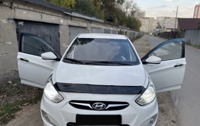 Hyundai Solaris II рестайлинг, 2013 год, 540 000 рублей, 1 фотография
