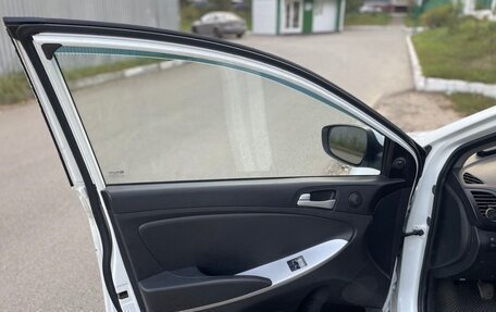 Hyundai Solaris II рестайлинг, 2013 год, 540 000 рублей, 9 фотография