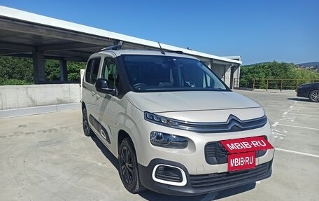 Citroen Berlingo III, 2021 год, 1 870 000 рублей, 1 фотография