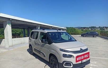 Citroen Berlingo III, 2021 год, 1 870 000 рублей, 5 фотография