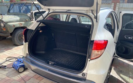 Honda Vezel, 2014 год, 1 515 000 рублей, 2 фотография