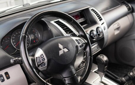 Mitsubishi Pajero Sport II рестайлинг, 2011 год, 1 450 000 рублей, 11 фотография