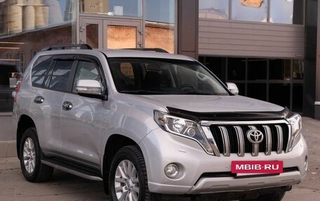 Toyota Land Cruiser Prado 150 рестайлинг 2, 2015 год, 3 800 000 рублей, 3 фотография
