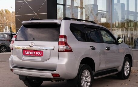 Toyota Land Cruiser Prado 150 рестайлинг 2, 2015 год, 3 800 000 рублей, 5 фотография