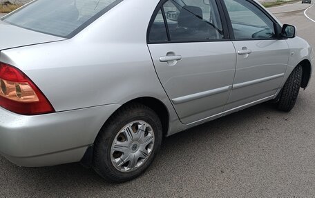 Toyota Corolla, 2005 год, 650 000 рублей, 4 фотография