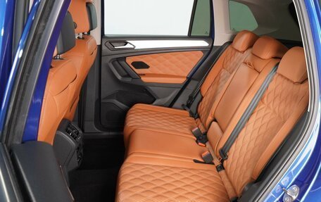 Volkswagen Tiguan II, 2021 год, 2 999 000 рублей, 9 фотография