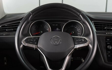 Volkswagen Tiguan II, 2021 год, 2 999 000 рублей, 12 фотография