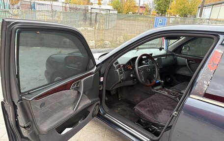 Mercedes-Benz E-Класс, 2001 год, 450 000 рублей, 9 фотография