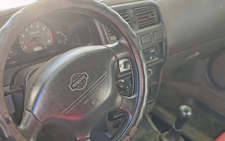 Nissan Almera, 2000 год, 60 000 рублей, 5 фотография